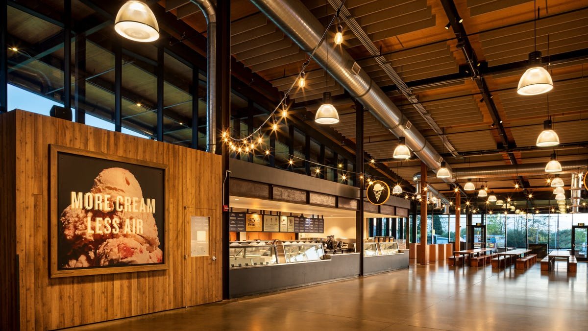 Food Network highlights Tillamook Creamery restaurant on Oregon Coast