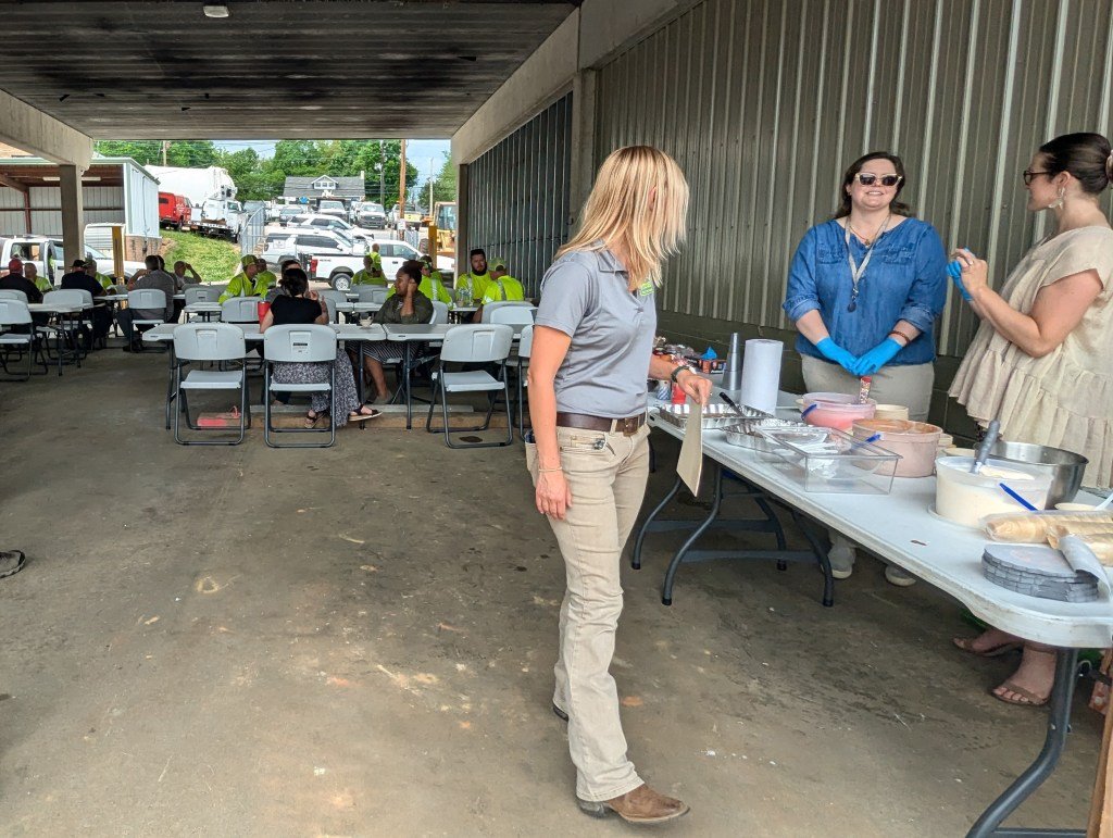 Salisbury celebrates public works award with ice cream