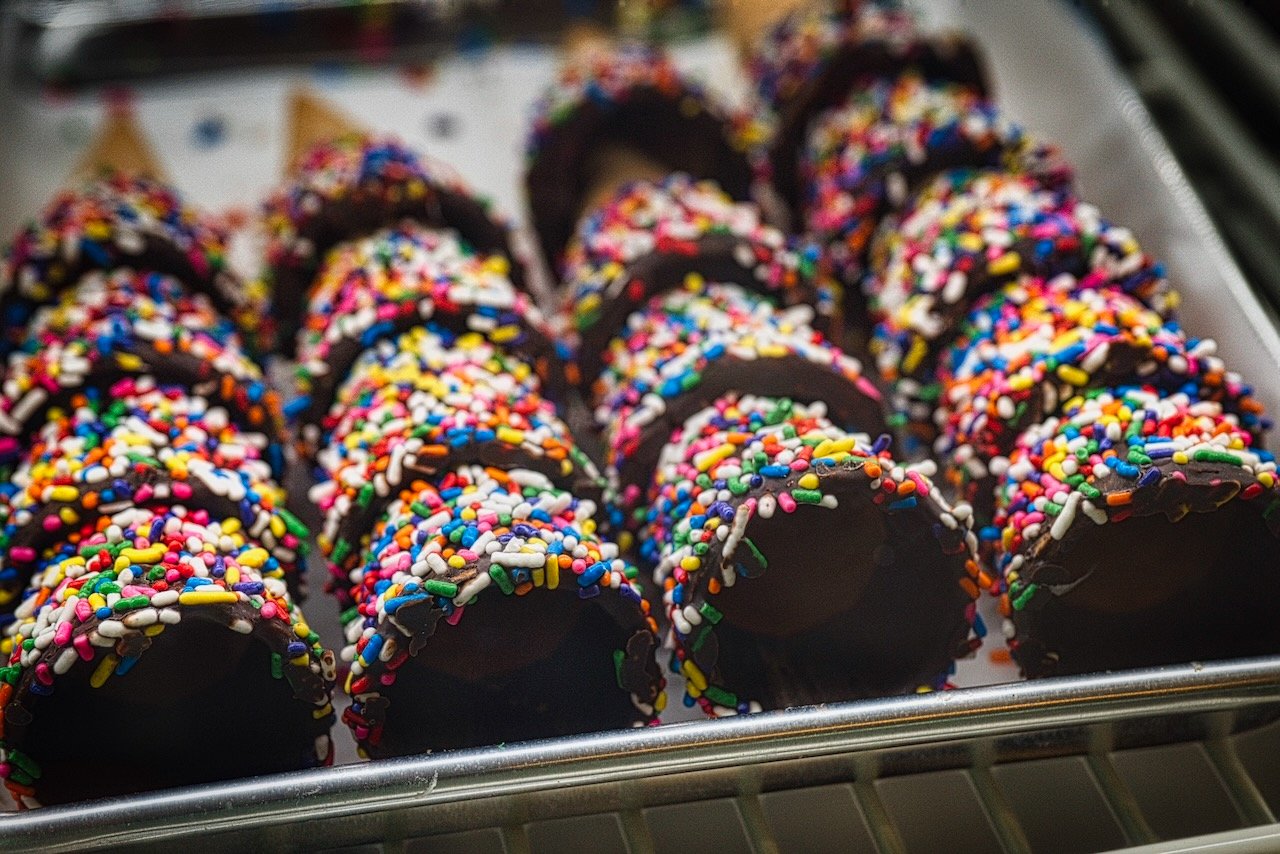 chocolate dipped cones