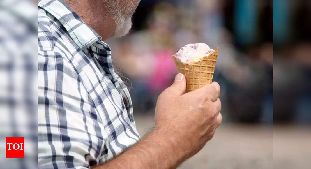 Shocking! Kid hospitalised after lizard found in ice-cream | Ludhiana News