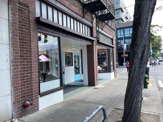 West Seattle Blog… | 2 Saturday food notes: Ice cream and free pizza