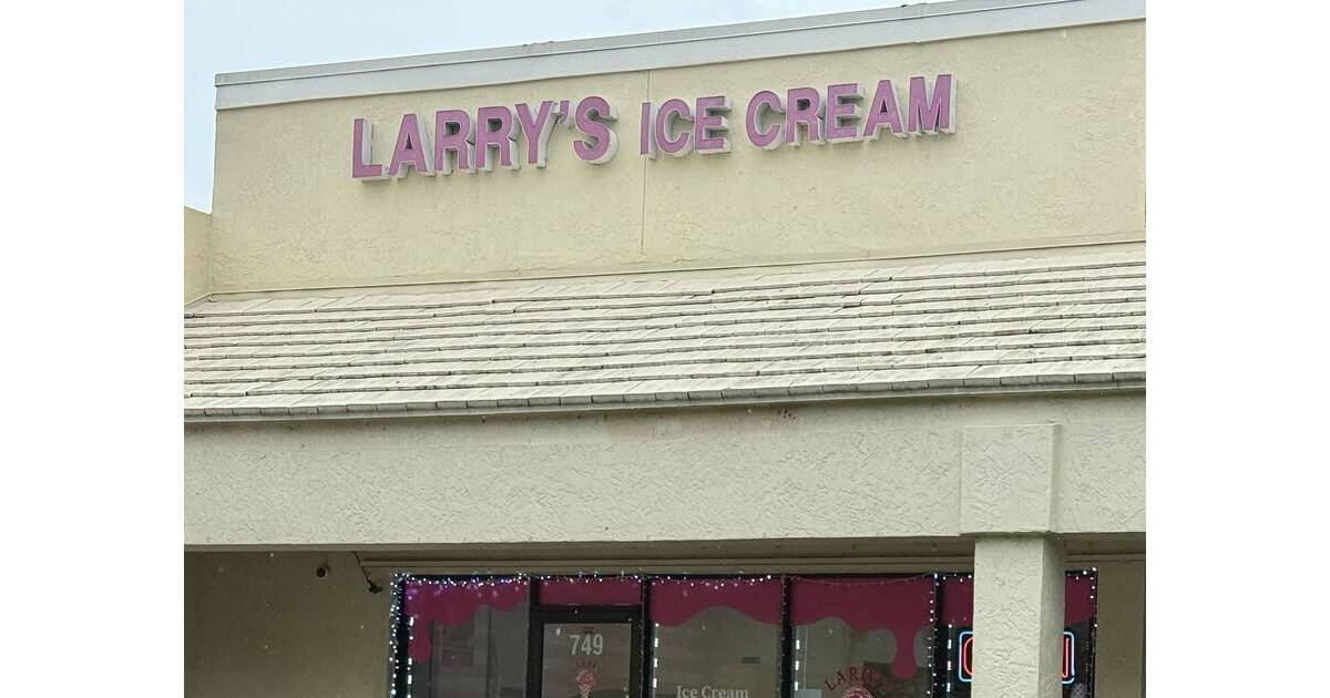 A South Florida NFL Legend, a Young Birthday Boy, and Ice Cream in Coral Springs