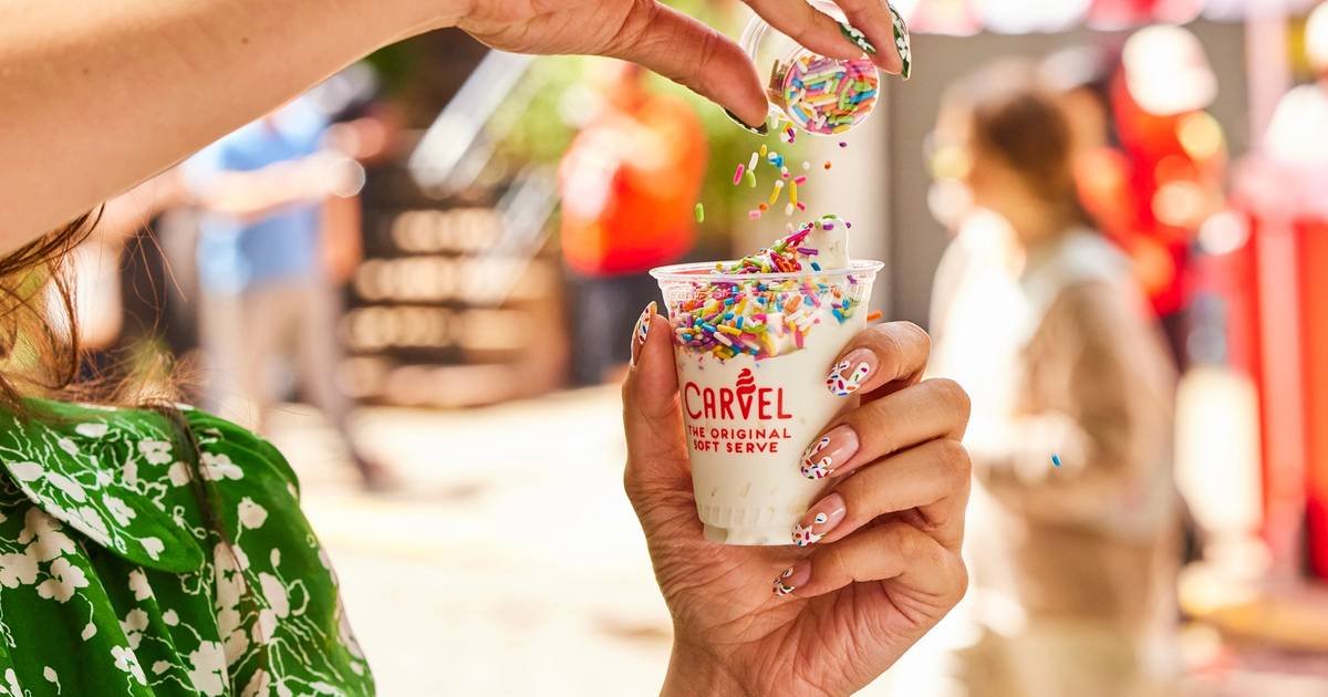 How Carvel created the first ice cream–dispensing billboard