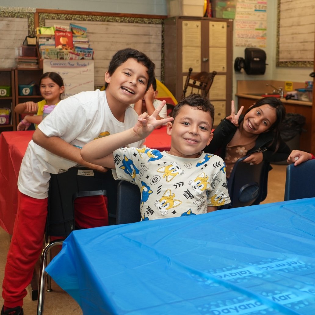 Pizza, Ice Cream Treated to Mulvey Students for Read-A-Thon Success