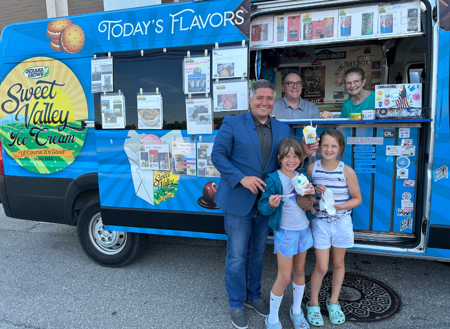 Sweet Valley Ice Cream truck delights with battery-powered service - Indianapolis News | Indiana Weather | Indiana Traffic